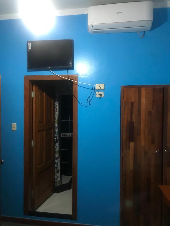 Amazon Dream Hostel With Ac And Starlink Iquitos Exterior photo