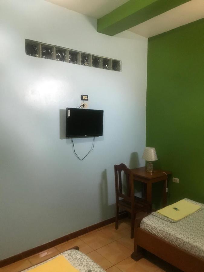 Amazon Dream Hostel With Ac And Starlink Iquitos Exterior photo