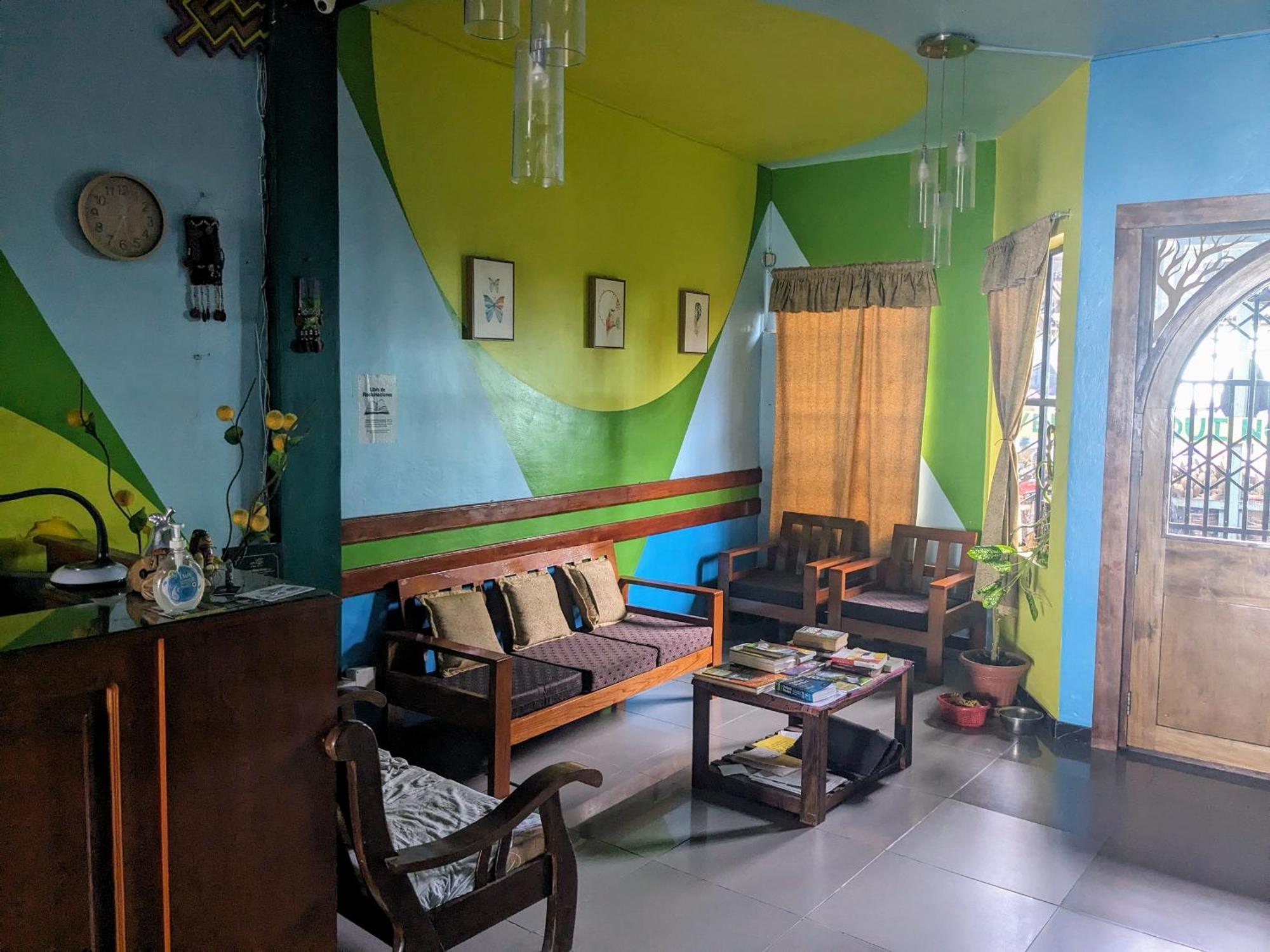 Amazon Dream Hostel With Ac And Starlink Iquitos Exterior photo