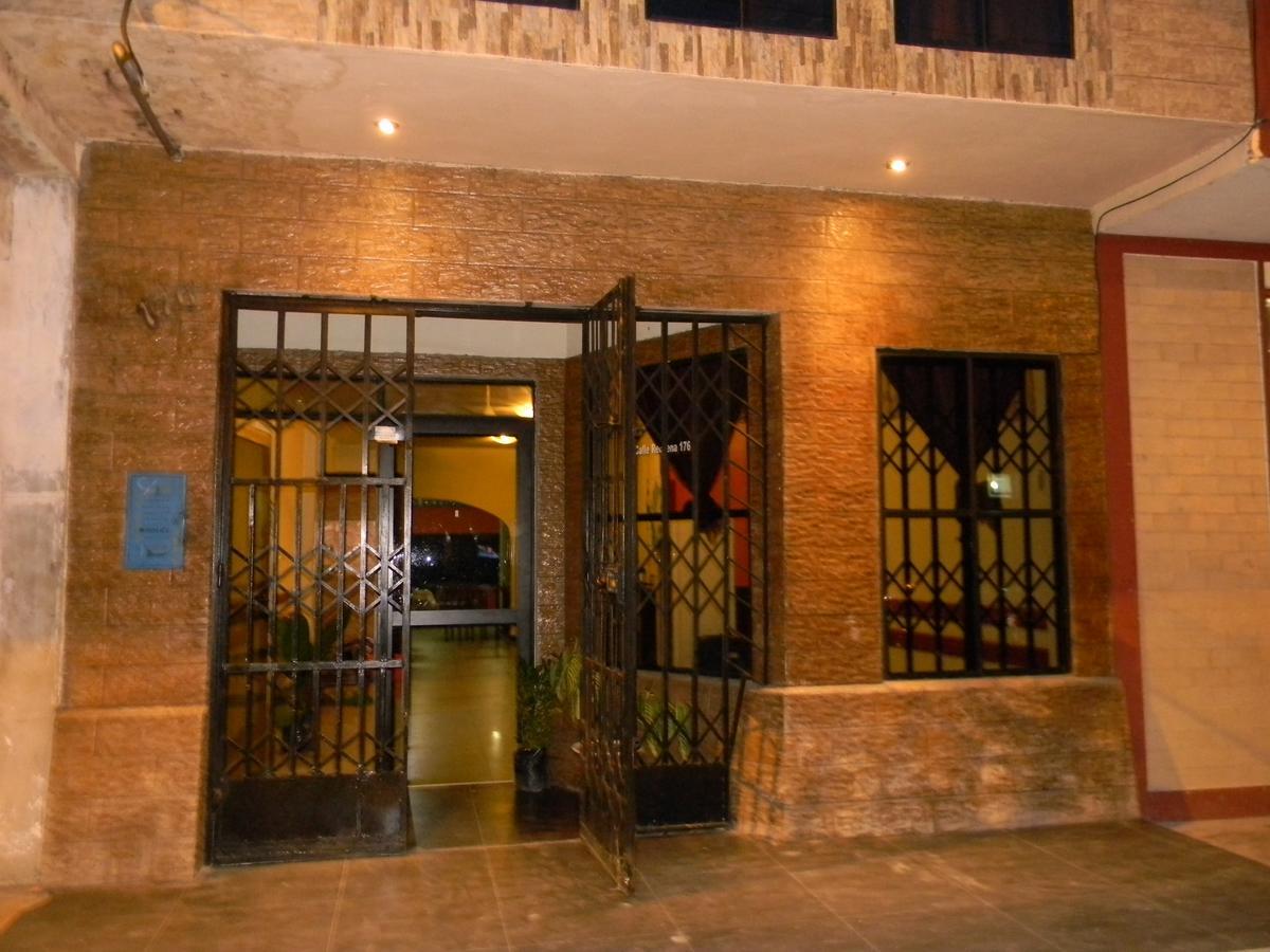 Amazon Dream Hostel With Ac And Starlink Iquitos Exterior photo